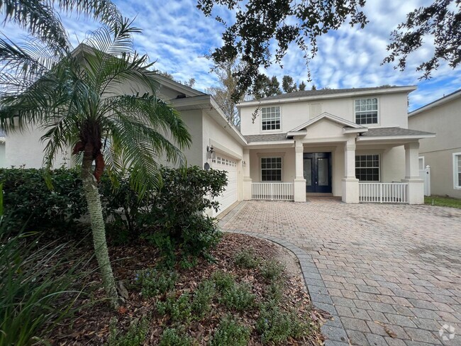 Building Photo - Stunning 4 Bedroom 2.5 Bath Home with Bonu...