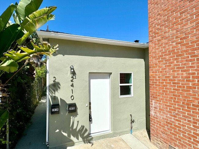 Adorable studio in South Park! - Adorable studio in South Park! Apartment Unit 2410