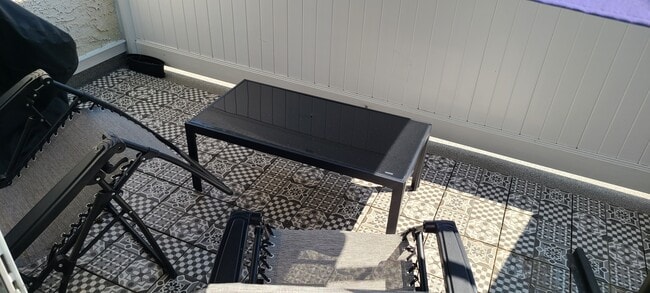 Photo - 291 Lancaster Ter NW Unité 2-Bed