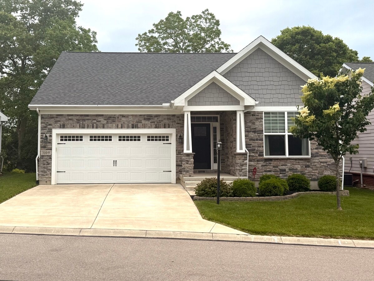Photo - 3109 W Millstone Dr House
