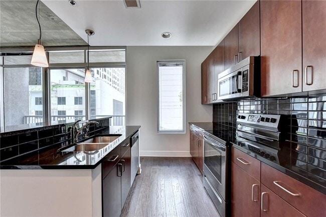 Photo - 44 Peachtree Pl NE Condo Unit 828