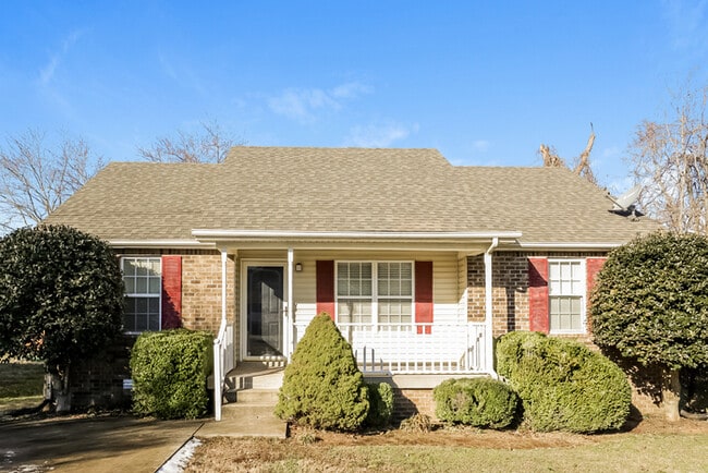 Building Photo - 737 Stone Hedge Dr