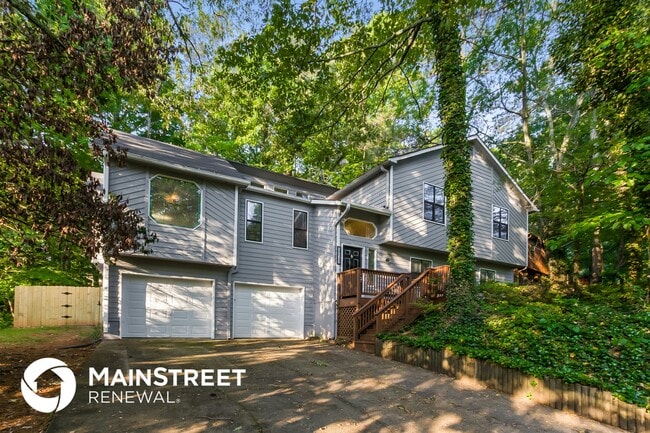 Building Photo - 1141 Reading Dr NW