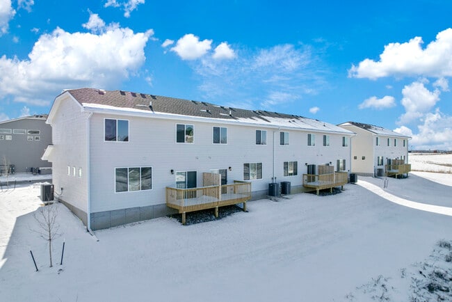 Photo - 1404 Primrose Ln