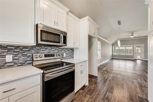 Photo - 625 Copenhavr St