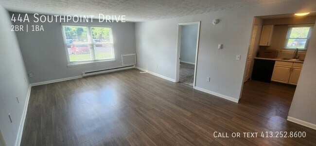 Photo - 44 Southpoint Dr