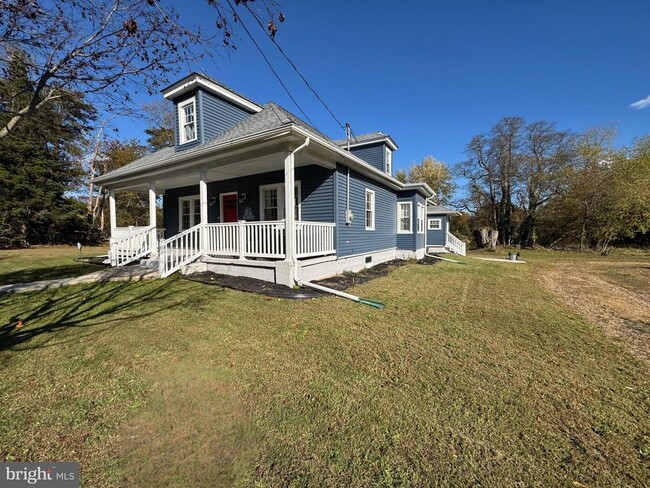 Building Photo - 208 Vineyard Rd