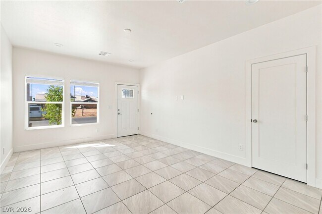 Photo - 4060 E Welter Ave