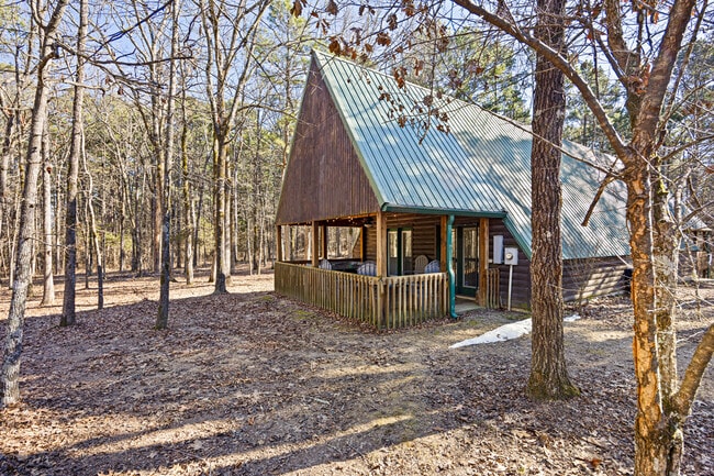 Building Photo - 22 Yeager Dr