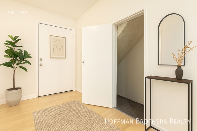 Photo - 6025 Ernest Ave Unidad 10