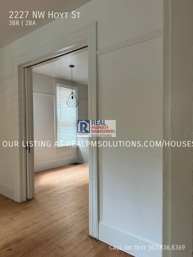Photo - 2227 NW Hoyt St
