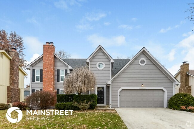 Building Photo - 1624 NE Debonair Dr Rental