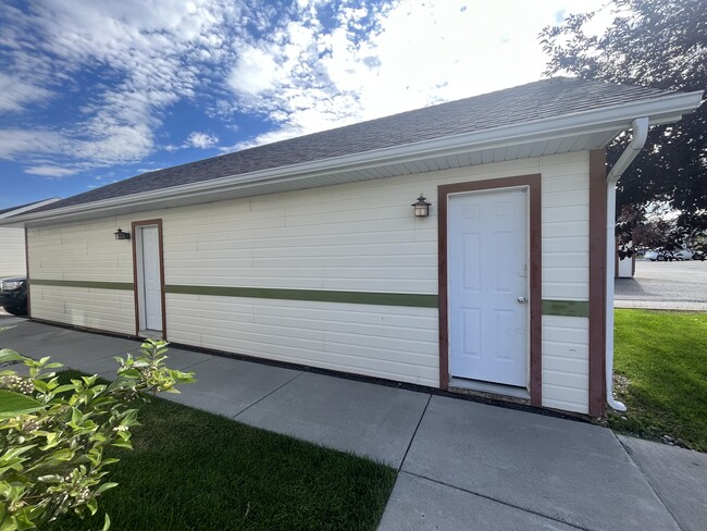 Photo - 1120 Longbow Ln Unidad F Rental
