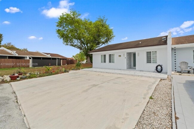 Photo - 14109 SW 55th St