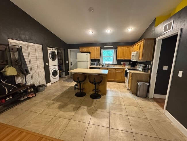 Photo - 4/2 Minutes from UF