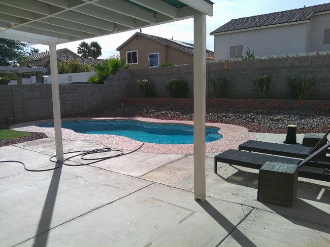 Photo - 973 Cedar Pines St