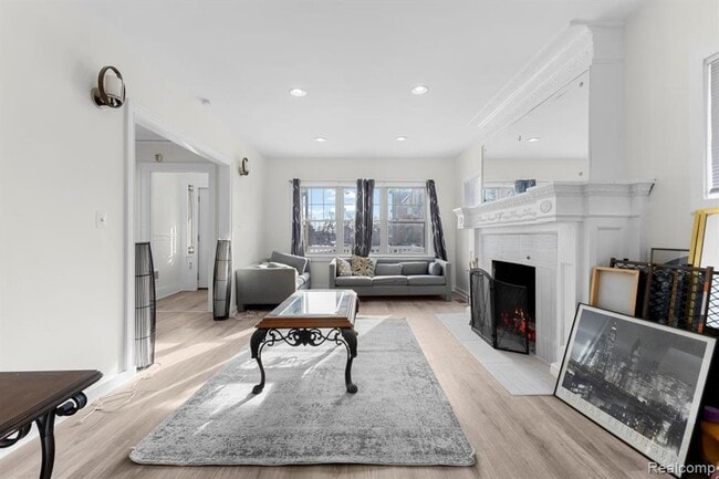 Photo - 1936 Atkinson St