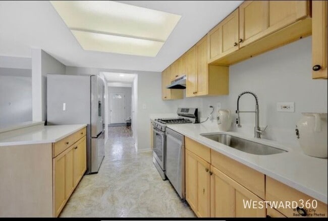 Photo - 936 Cardiff Ct