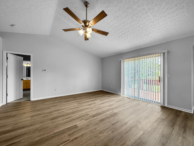 Photo - 9030 Trinity Cir