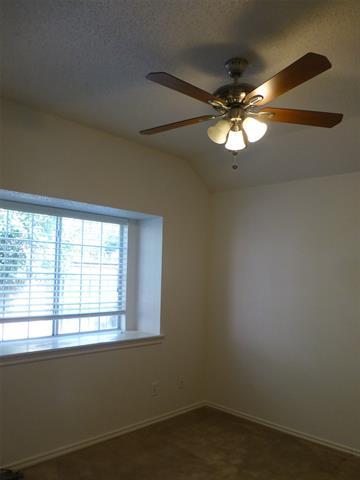 Photo - 938 Winterstone Dr