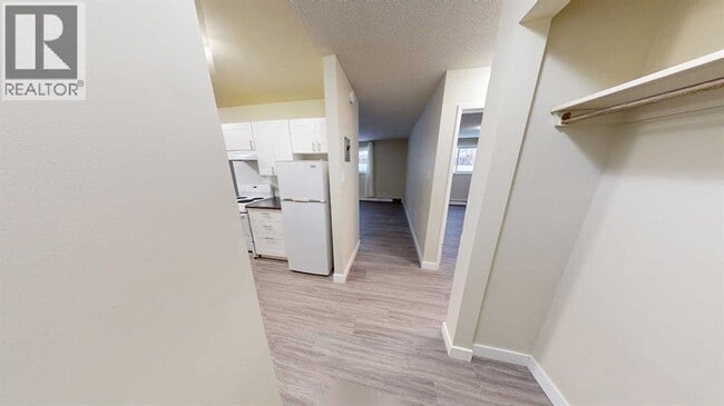 Photo - 9807-9108 108 Ave