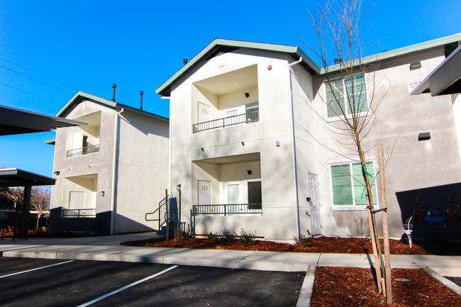 Lassen Villa Apartments - Lassen Villa Apartments