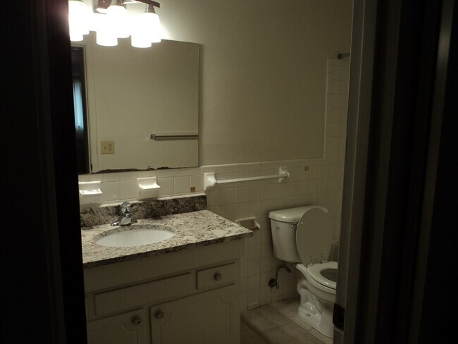 Photo - Montmartre Apartments