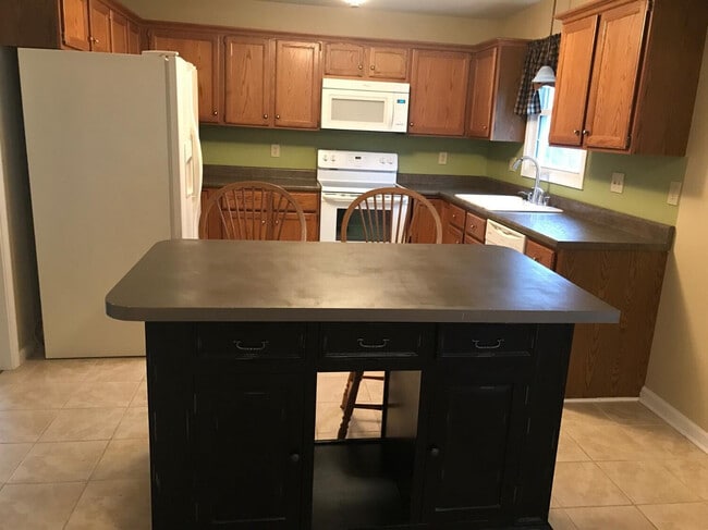 Photo - 312 McDowell Dr