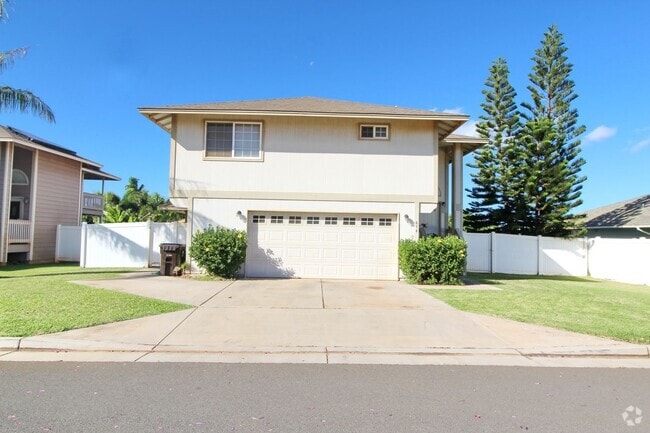 Building Photo - Malimali Street home with garage, fenced y...