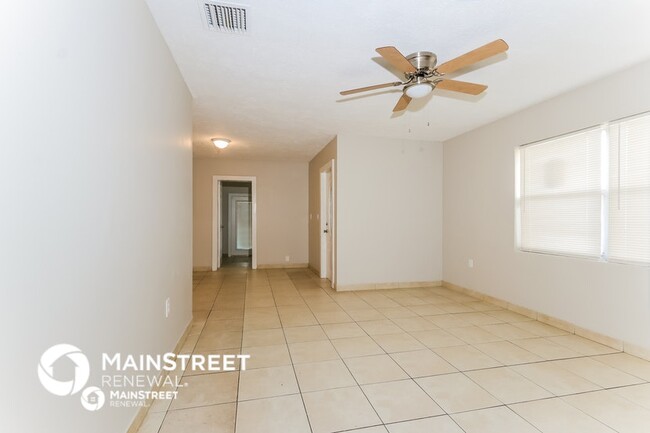 Photo - 341 Ashley St