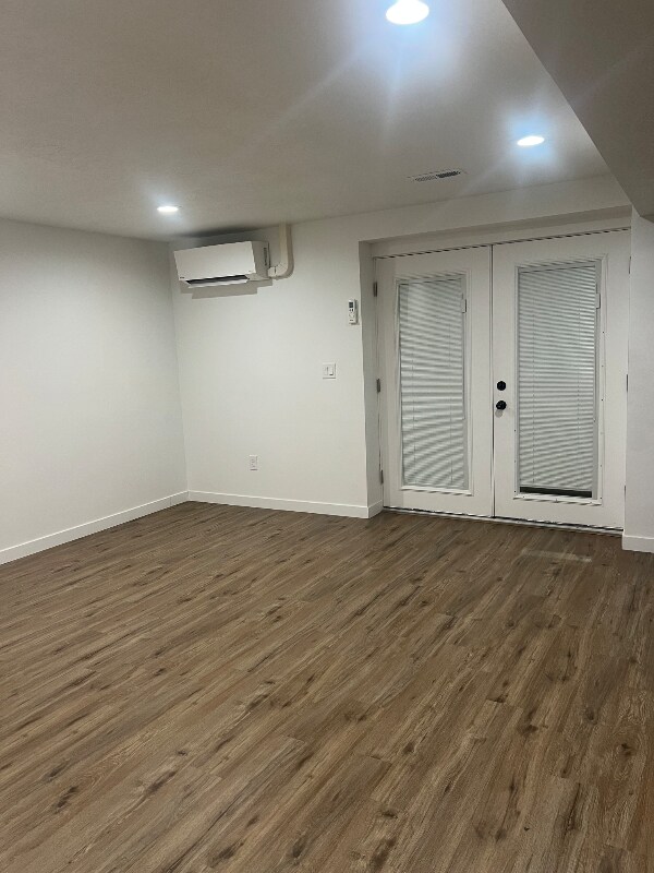 Photo - 69 N Midland Dr