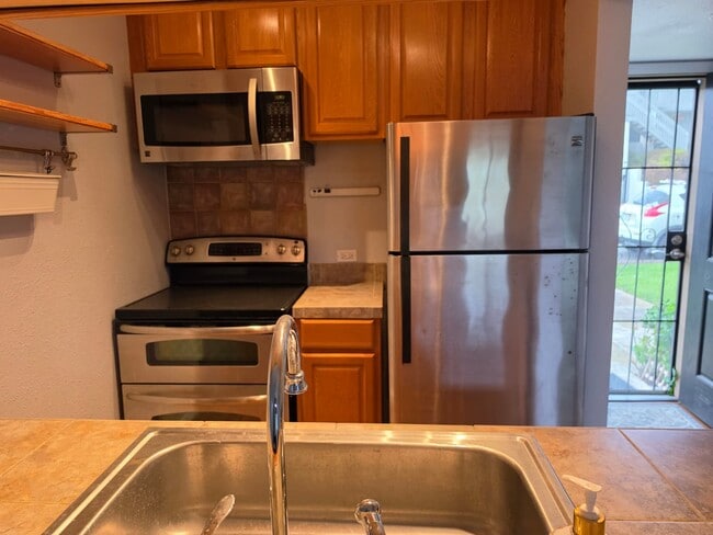 Photo - 5757 Gaines St