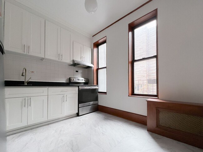 Photo - METROPOLITAN AVENUE Unidad 1