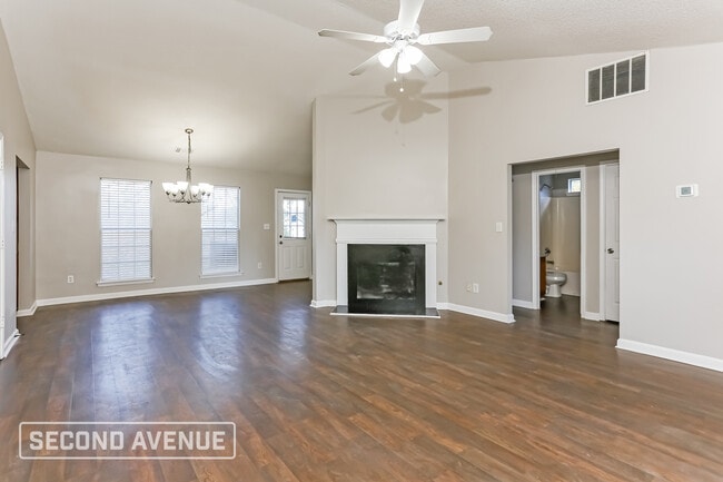 Photo - 389 Eagles Flight Ln