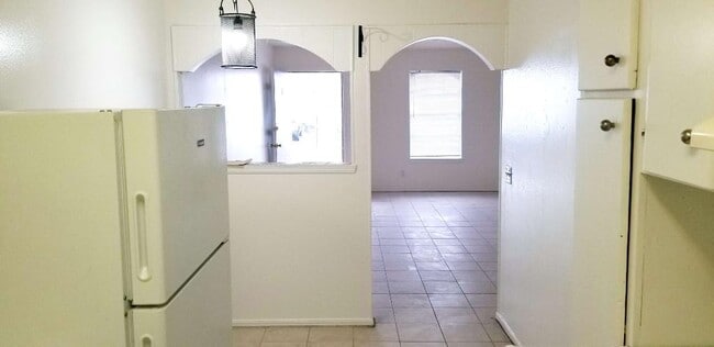 Amberwood Apartments
