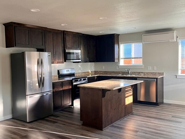 Photo - New Construction Medford/Central Point Area - Close to all Everything !