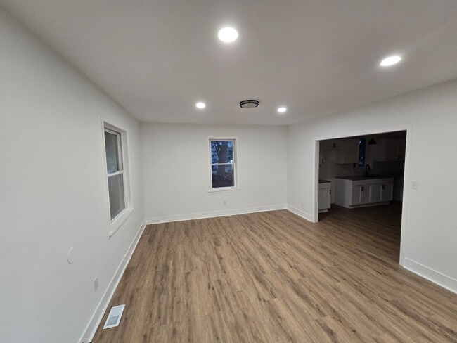 Photo - 20543 Gudith Rd