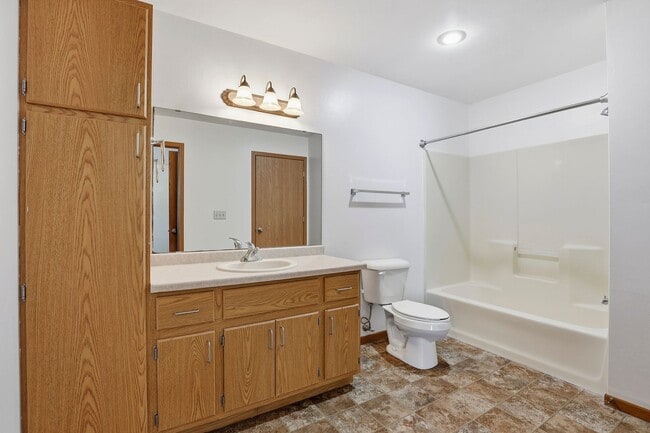 Photo - 912/914 Hartzheim Drive Unit 912