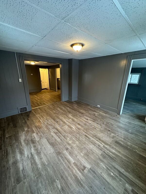 Photo - 2180 W 83rd St Unit Up