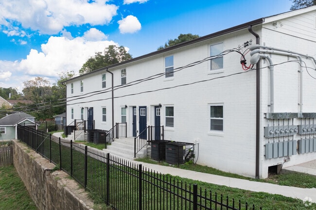 Fotografía alternativa del edificio - Beautifully Remodeled 2 Bedroom Apartment