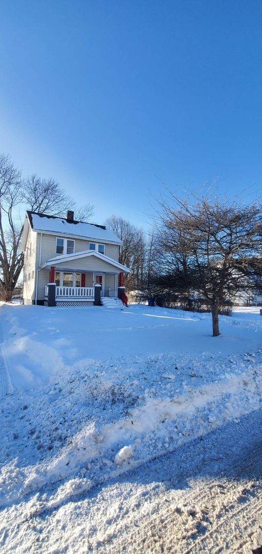 Photo - Charming 3-Bedroom Single Family Home Now Available for Rent