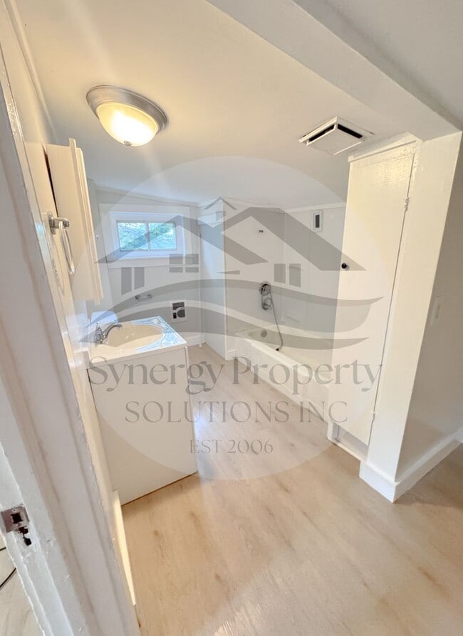 Photo - One Bedroom House Available Now