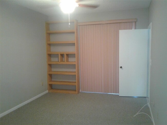 Photo - 11969 NW 11th St Unidad 11916