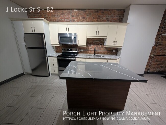 Photo - Gorgeous 4 Bedroom Industrial Style Apartm... Unit B2