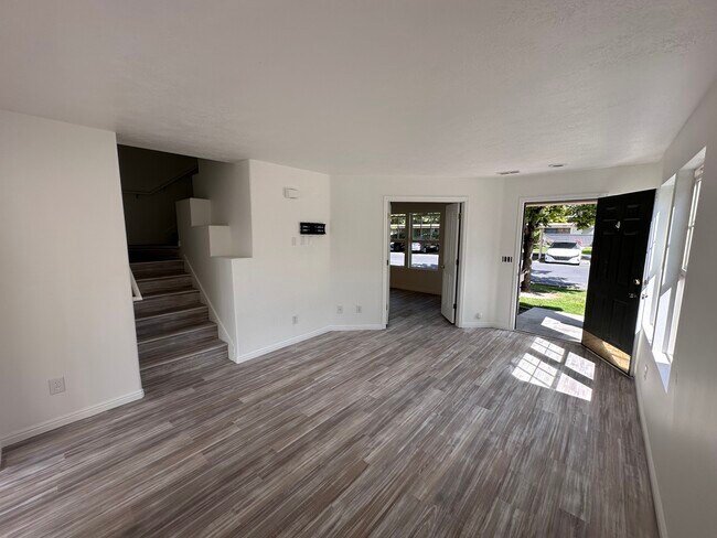 Photo - 1129 W 1390 S