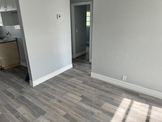 1015 Avenue I