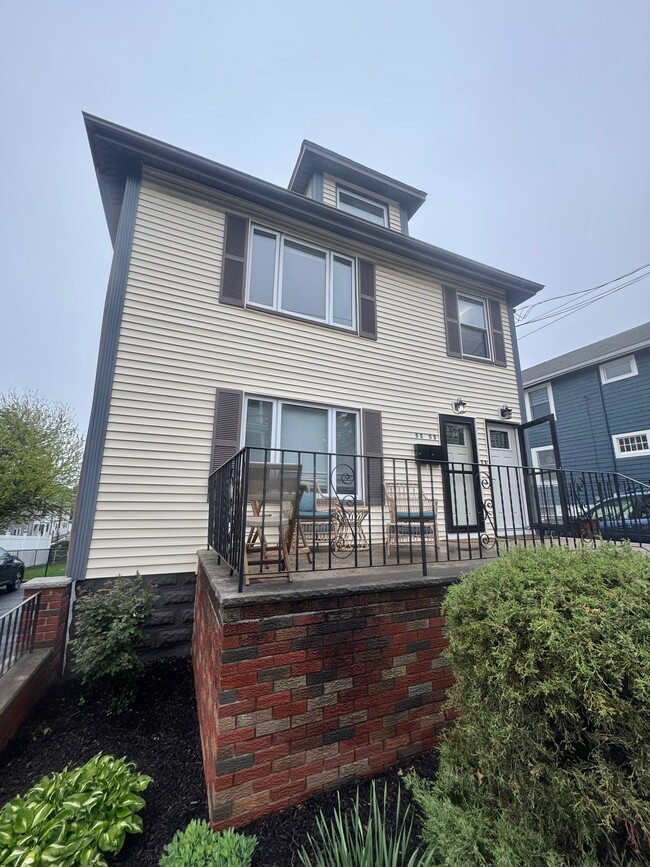 Photo - 53 Farragut Ave Unidad 1