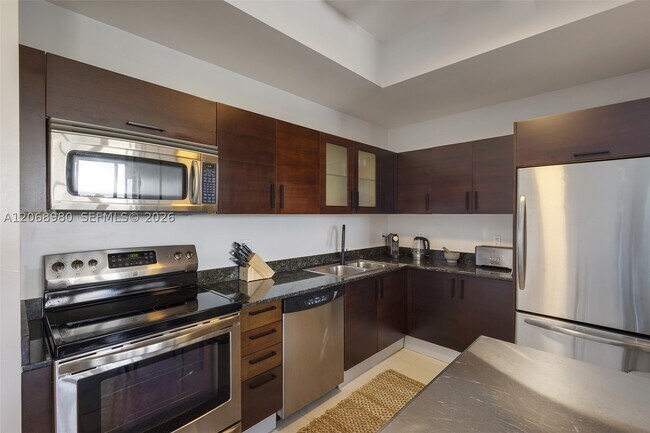 3090 Douglas Rd Unit 504