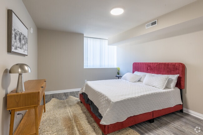 Model - 1BR, 1BA - 783SF - Bedroom