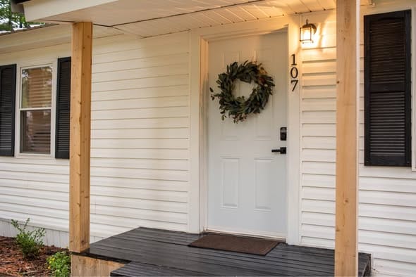 Building Photo - 105 CR 2002